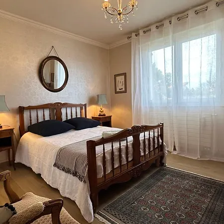 度假居 House 4 With Garden In *