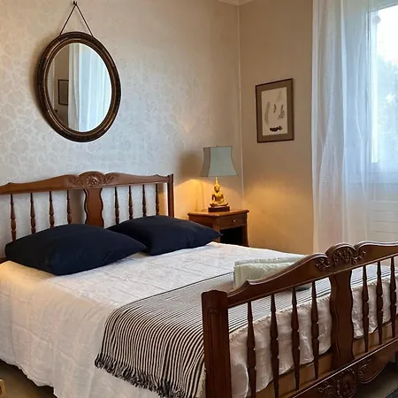 度假居 House 4 With Garden In *